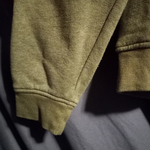EUC Orvis men’s 1/4 zip graen sweatshirt. - Picture 3 of 12